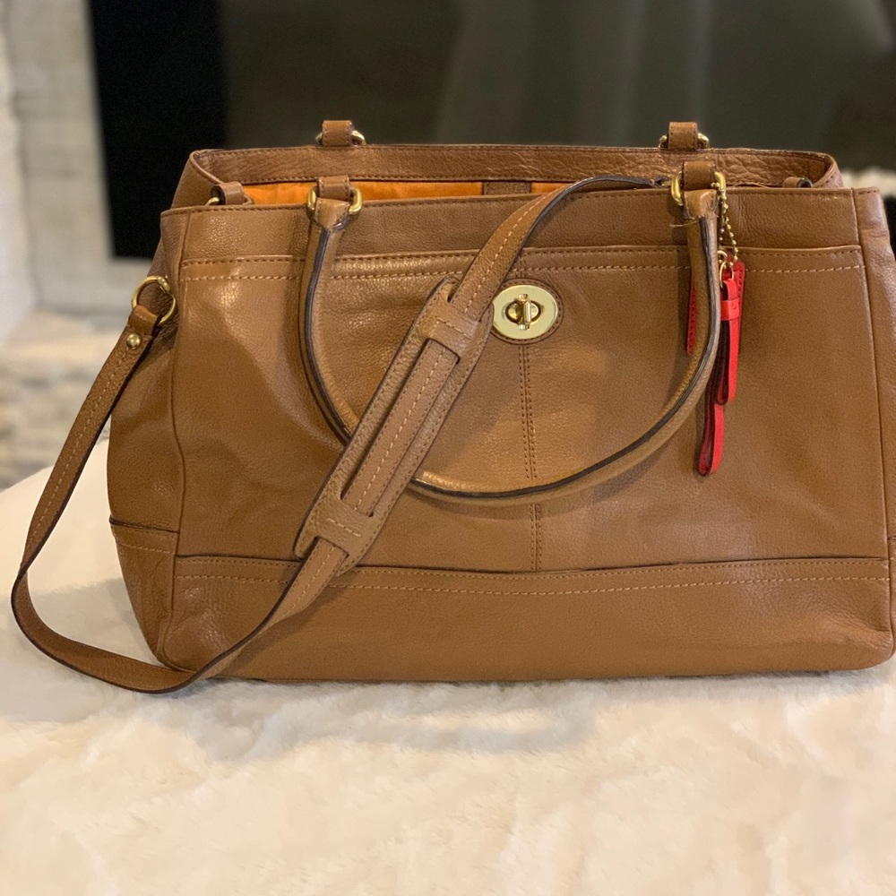 Authentic Coach bag. Excellent condition!